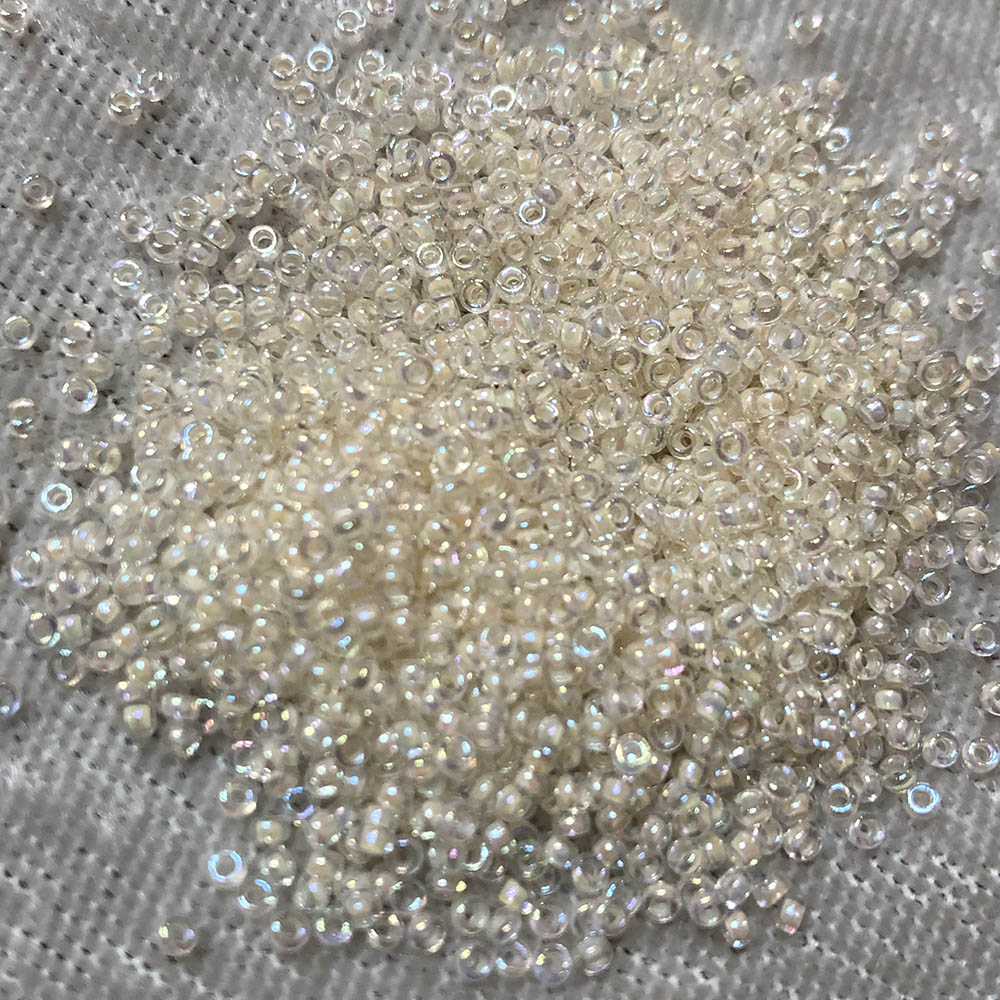 15/0 Pale Peach Lined Crystal AB 281 Japanese Seed Beads