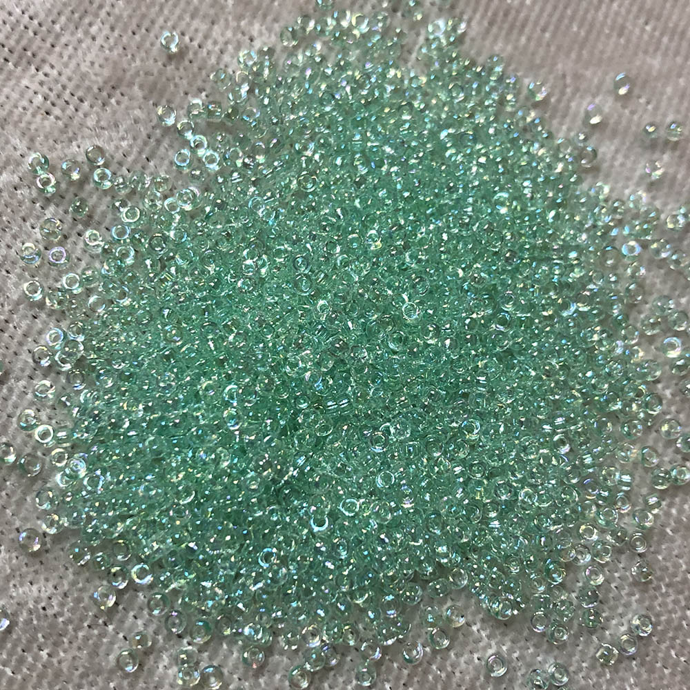 15/0 Transparent Light Spearmint AB 268A Japanese Seed Beads