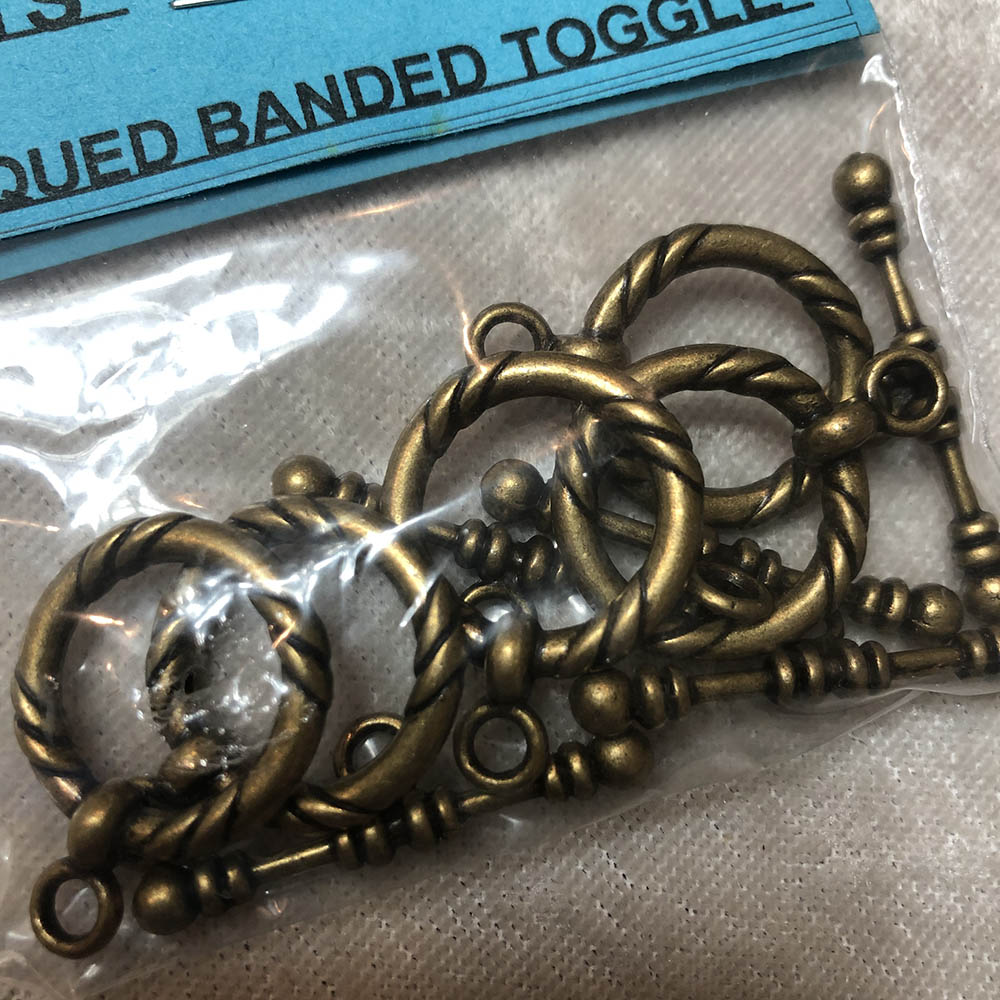 Antiqued Banded Toggle