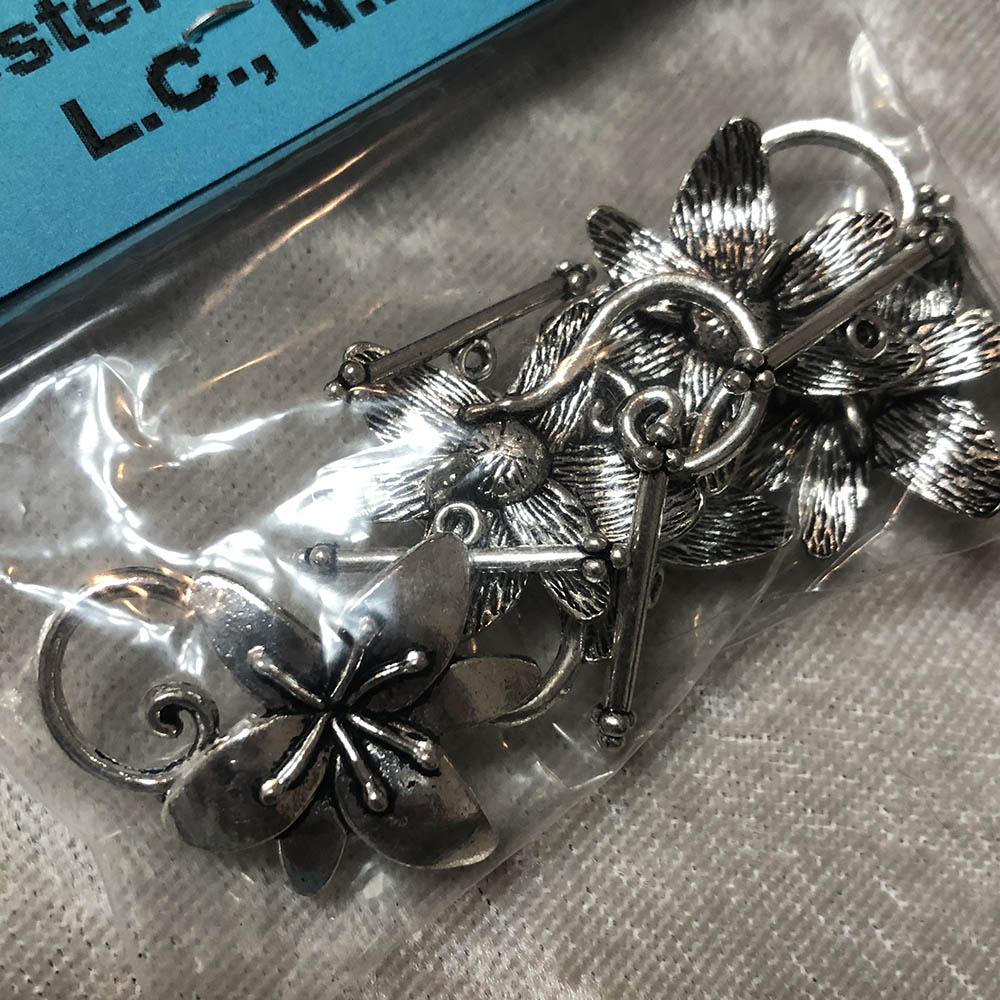 Pewter Floral Toggle