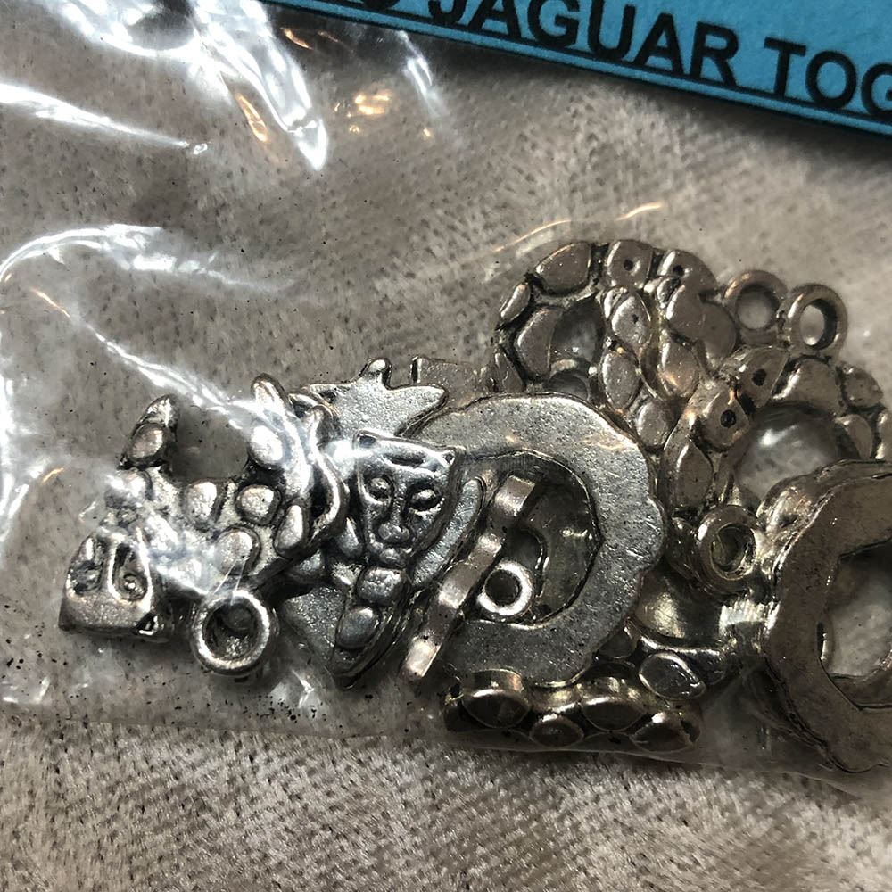 Pewter 3 piece Jaguar Toggle