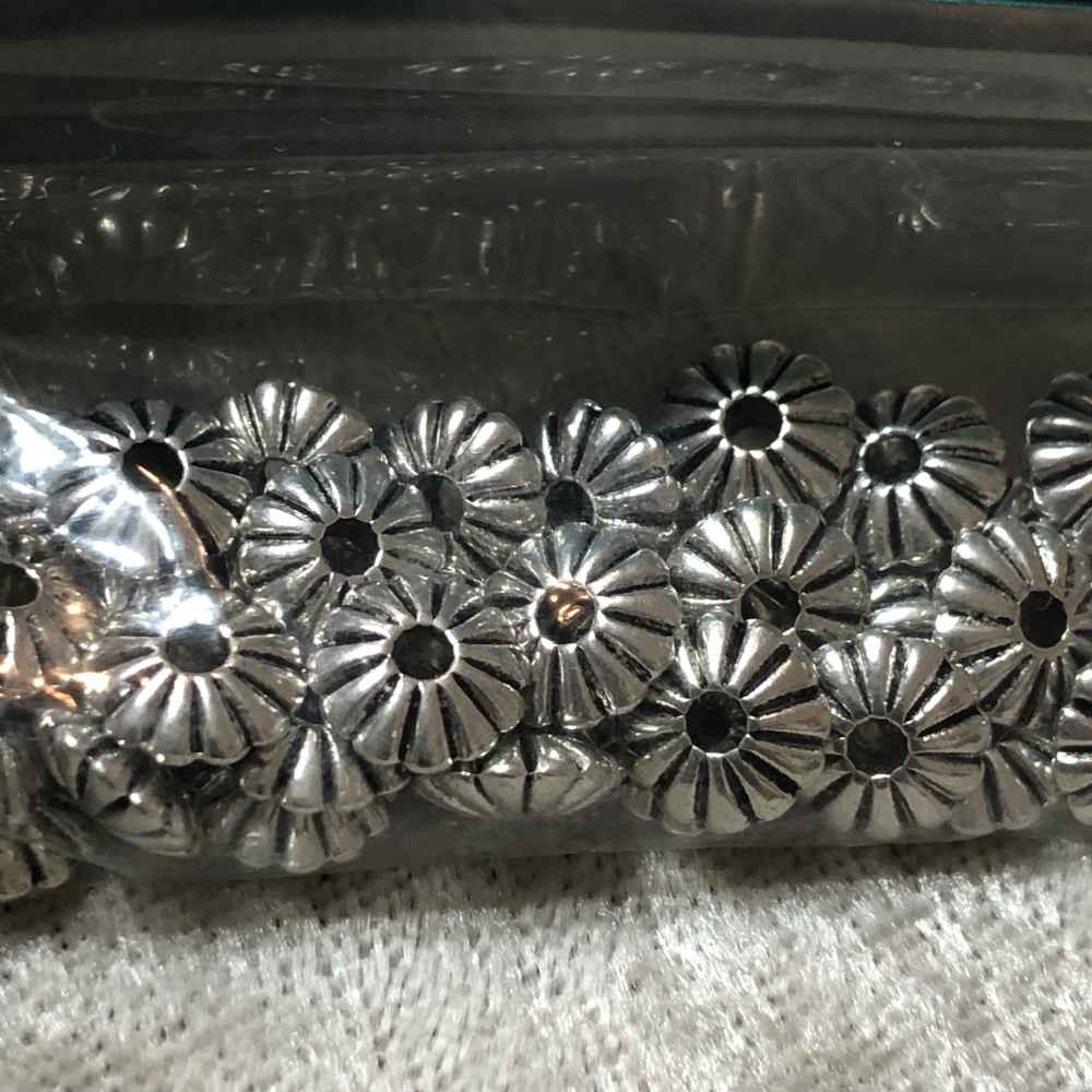 Pewter Puff Daisy Disc Beads