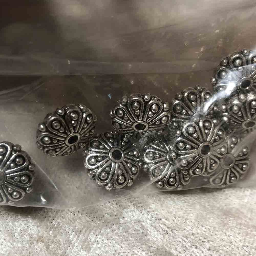 Pewter Dresden Plate Beads