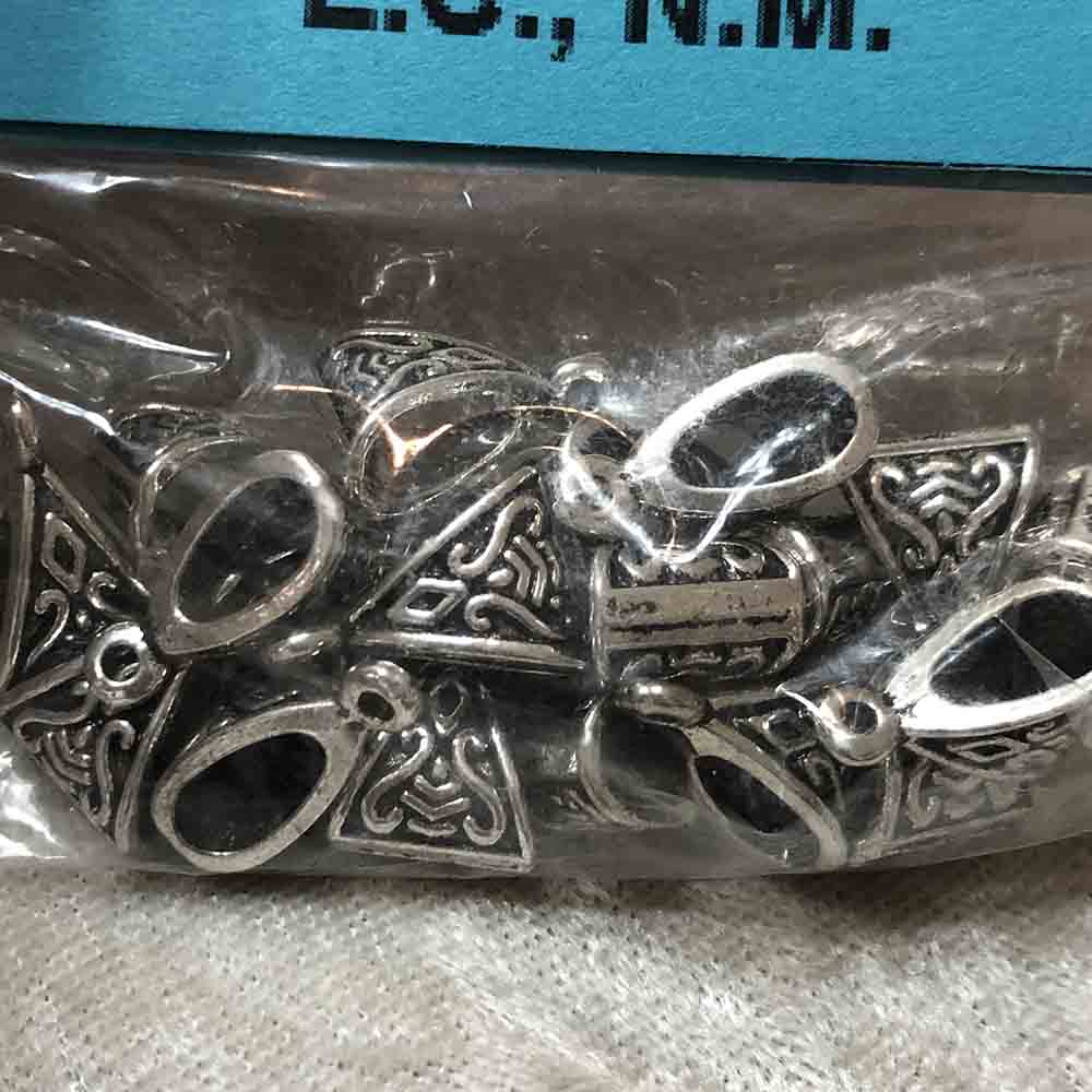 Pewter Triangle Bails