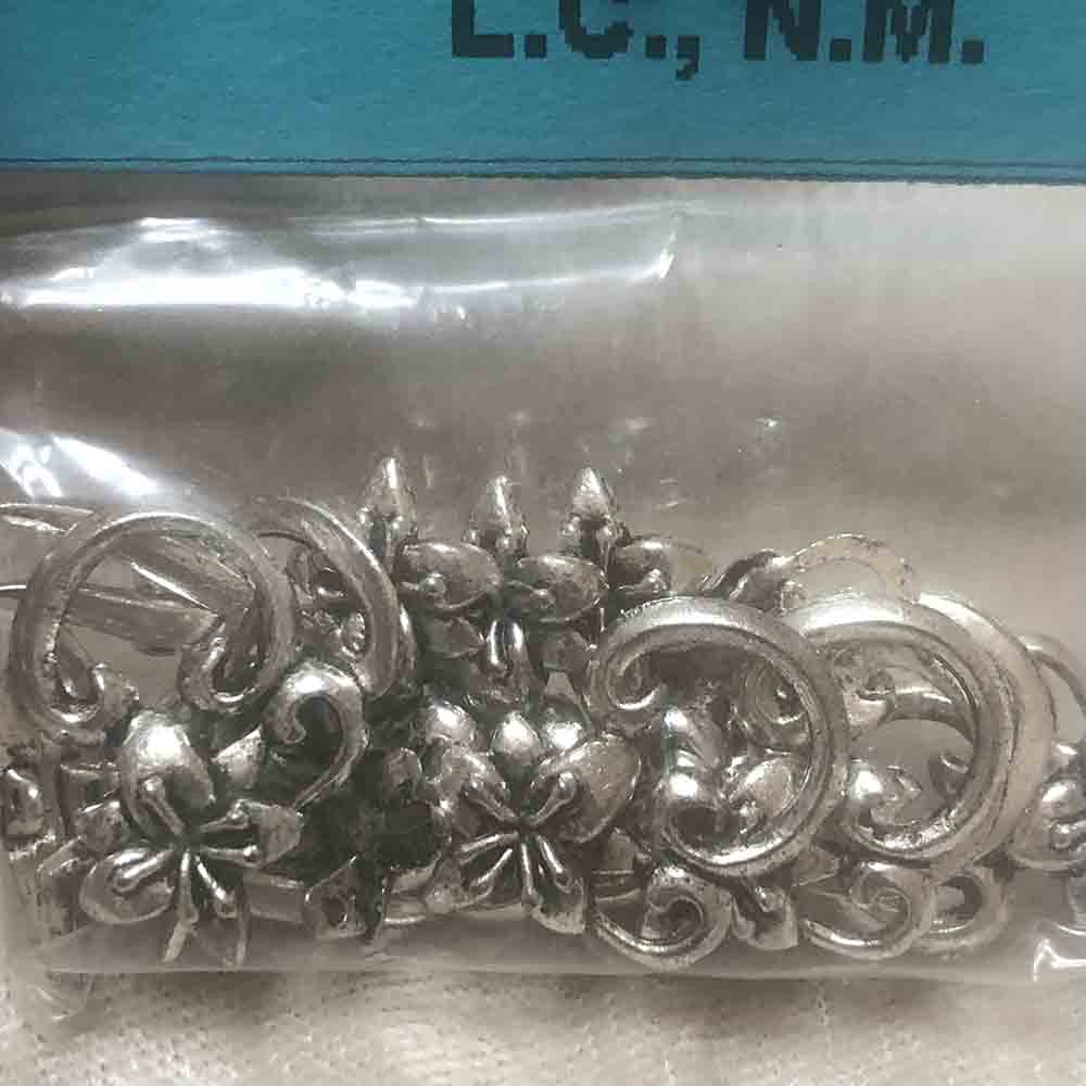 Pewter Flowery Toggle Clasps