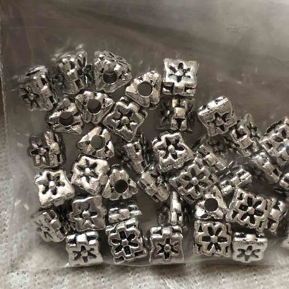 Pewter Solid Triangle Beads