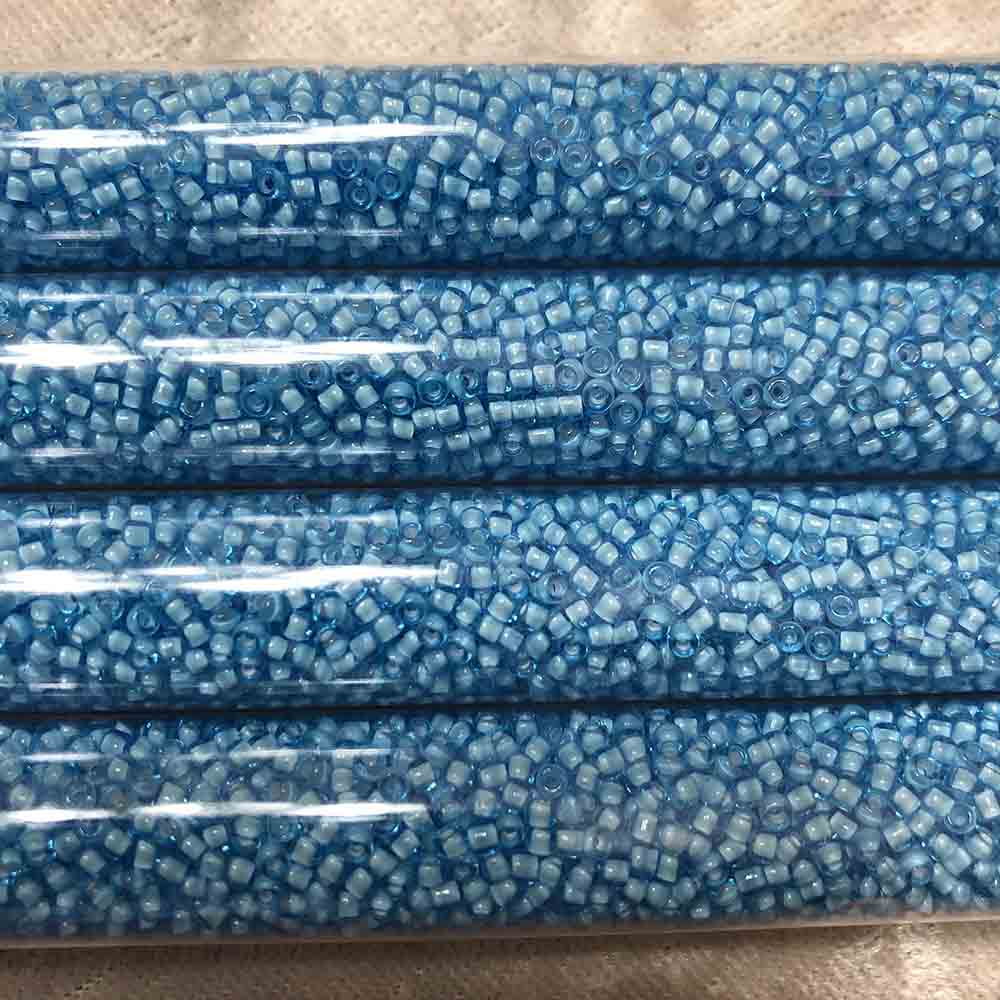 11/0 White Lined Aqua Blue 327X Japanese Seed Beads