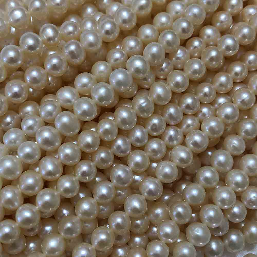 Medium Cream Round Cultured Pearls