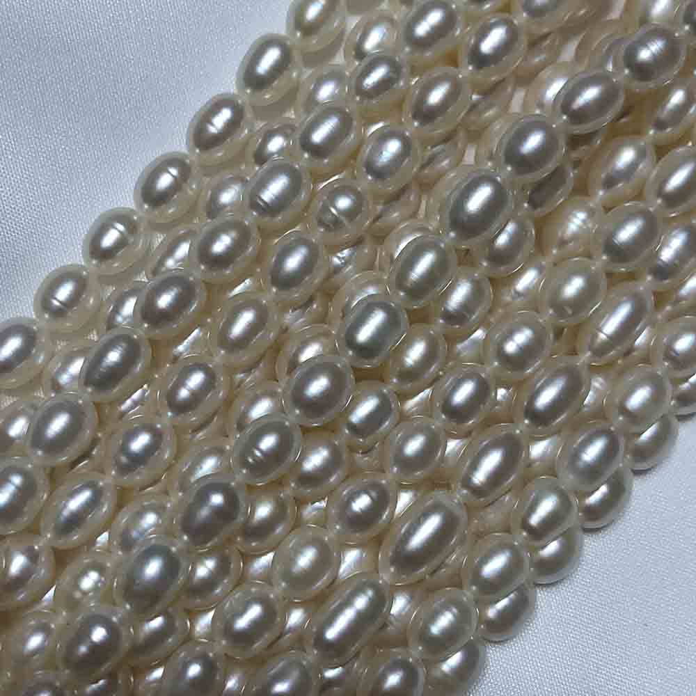 Medium Cream Irregular Oblong Cultured Pearls