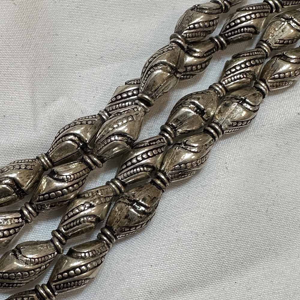 Medium 8mm Silver Plated Metal Designed Rice Shape Beads