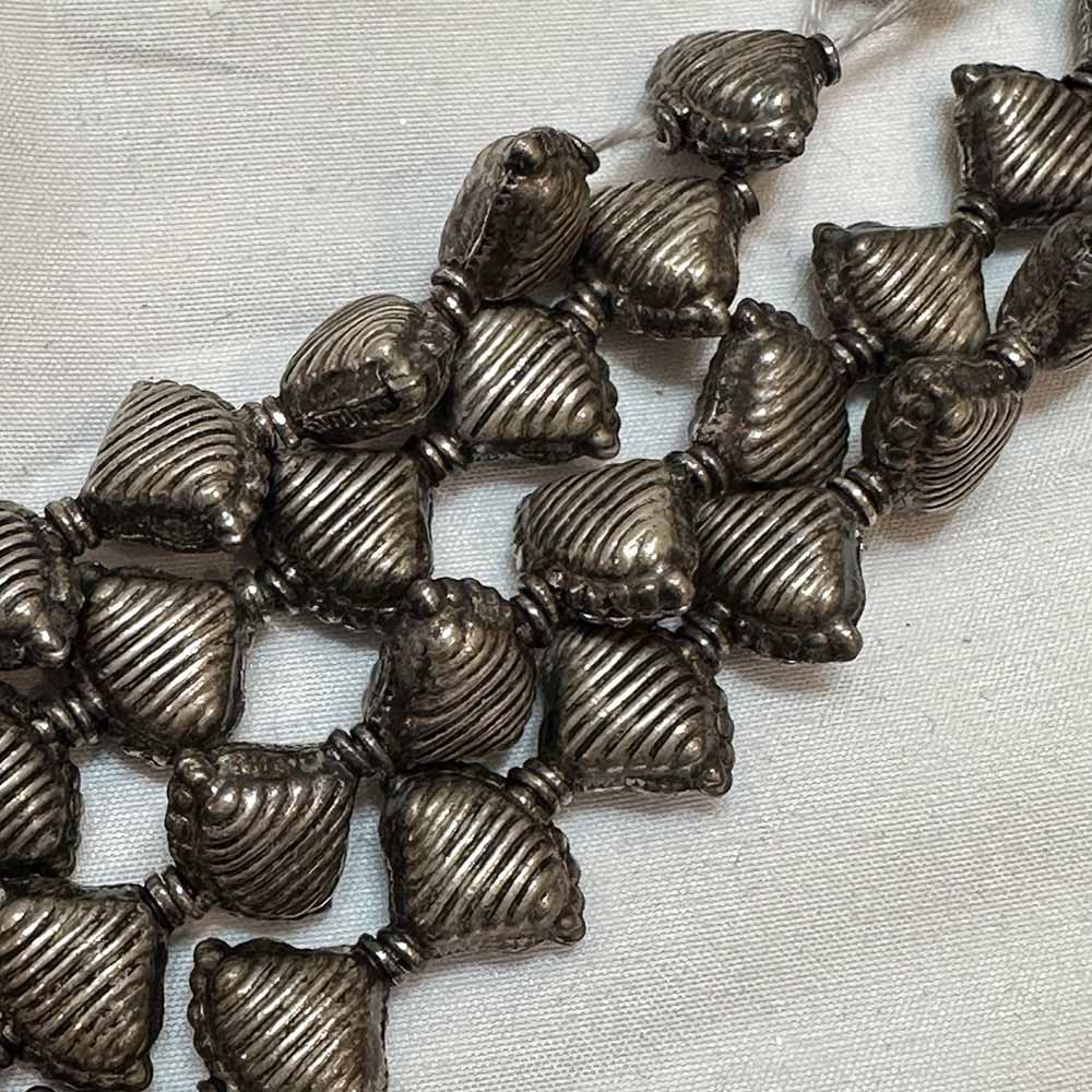 Large 16mm Silver Plated Metal Design Fan Shape Beads