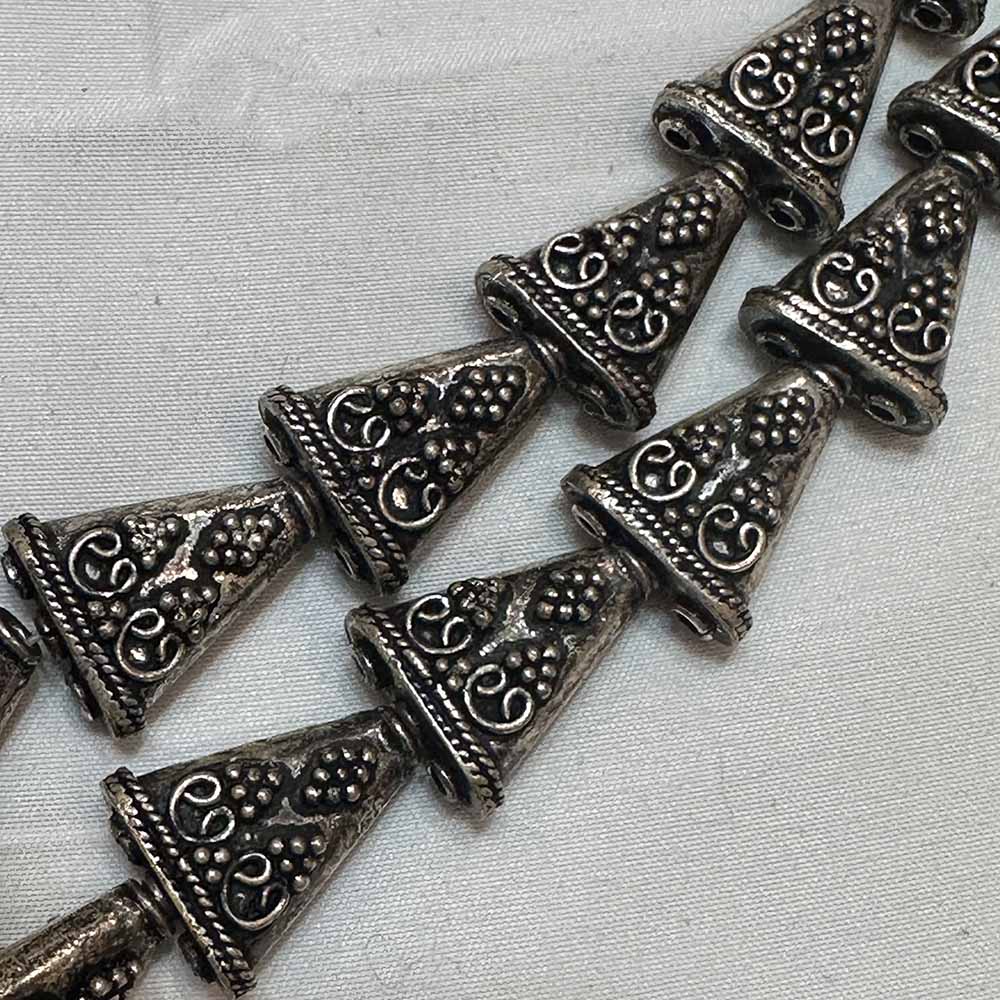 Large 17mm Silver Plated Metal Bali Style 3 to 1 Triangle Beads