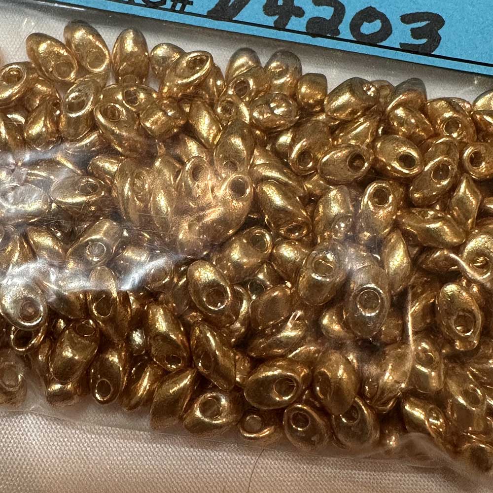 4X7 Magatama Deep Gold Glass Beads