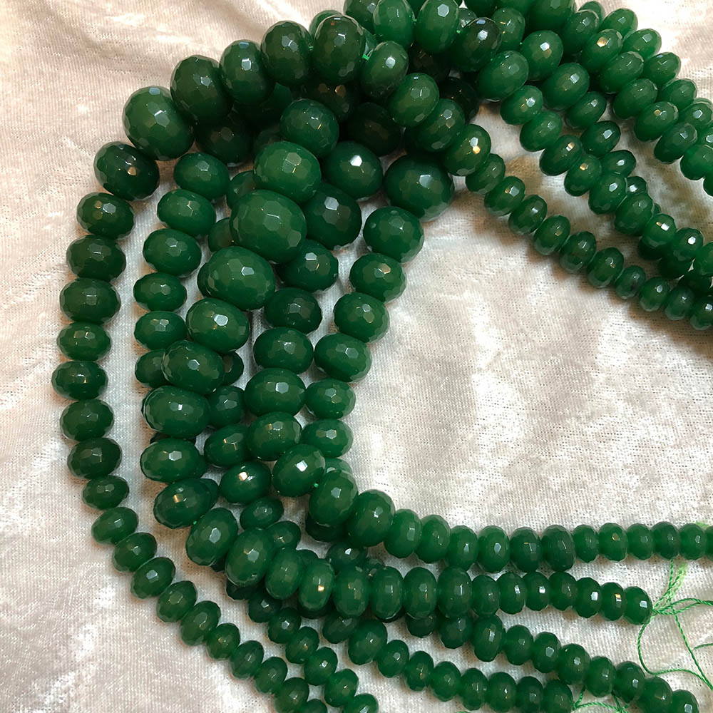 Green Faceted Large Graduated Glass Beads