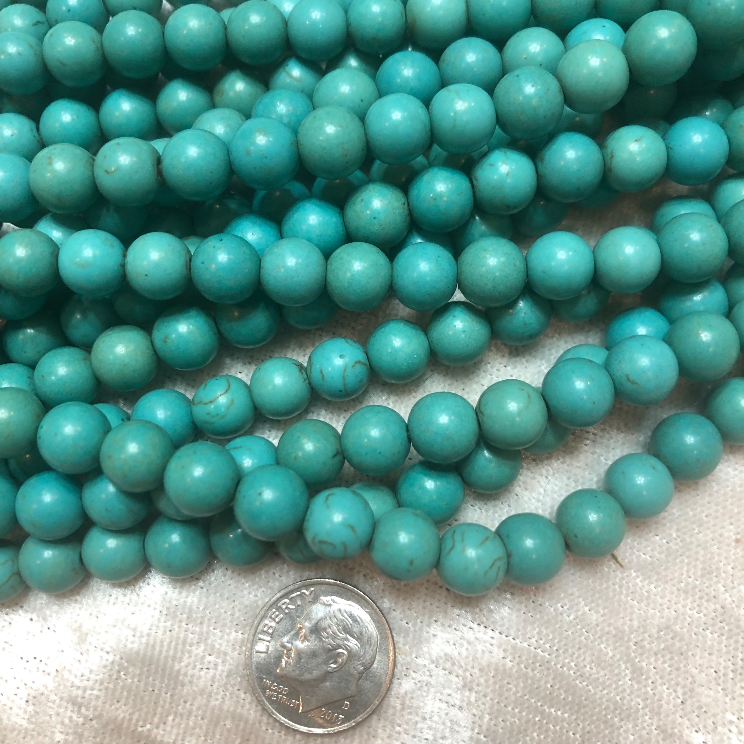 Medium Green Blue Turquoise Magnesite Round Beads 8mm