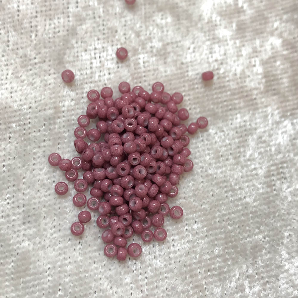 11/0 Opaque Light Plum 418A Japanese Seed Beads