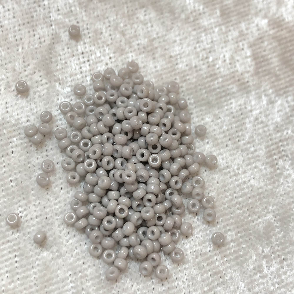 11/0 Opaque Light Grey 416C Japanese Seed Beads