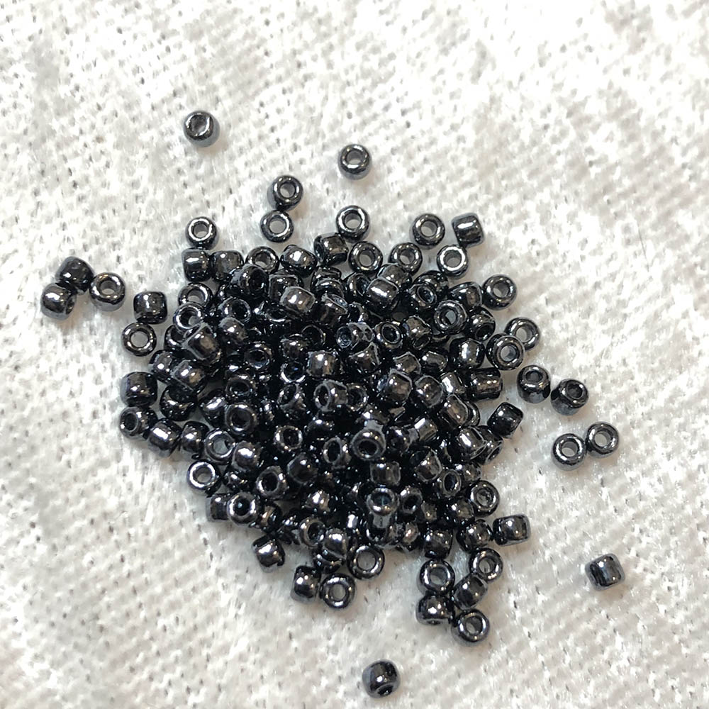 11/0 Gunmetal 451 Japanese Seed Beads