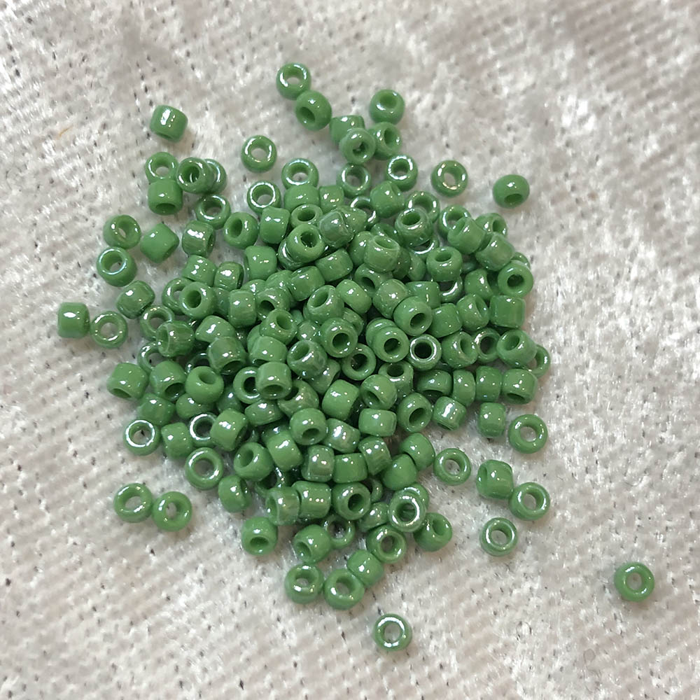 11/0 Opaque Green Luster 431 Japanese Seed Beads