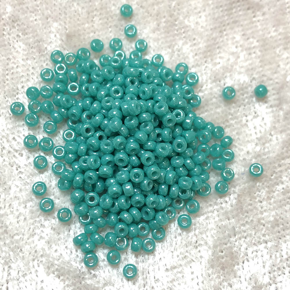 11/0 Opaque Bright Turquoise Luster 442 Japanese Seed Beads