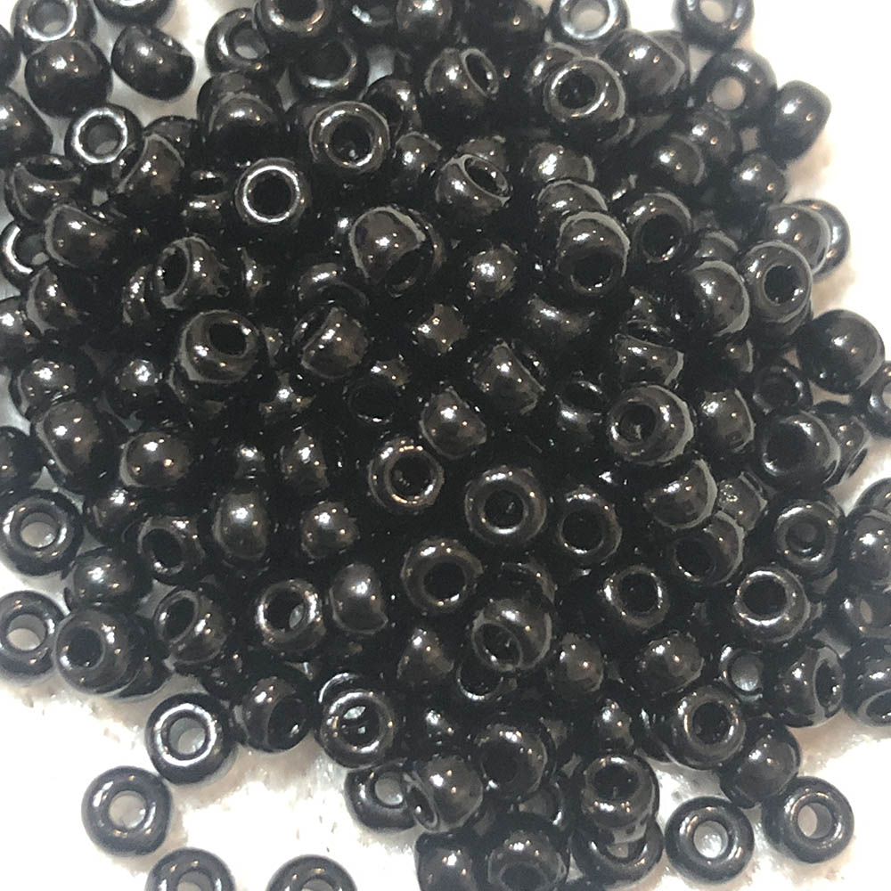 8/0 Opaque Black 401 Japanese Seed Beads