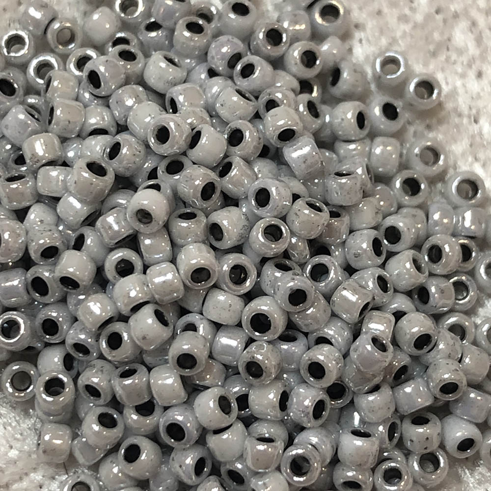 11/0 Light Grey Pearl 449D Japanese Seed Beads